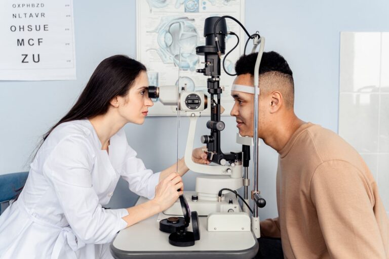 Brain Specialist in Mathura: When Should You See One?